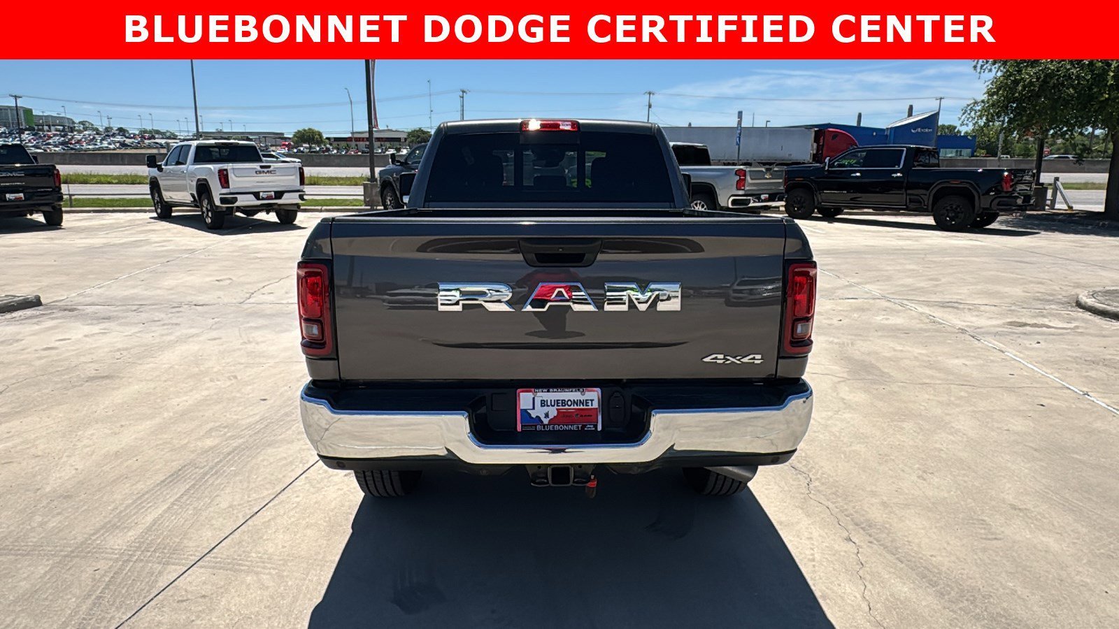 Used 2025 Granite Crystal Metallic Clearcoat Ram Tradesman image 6
