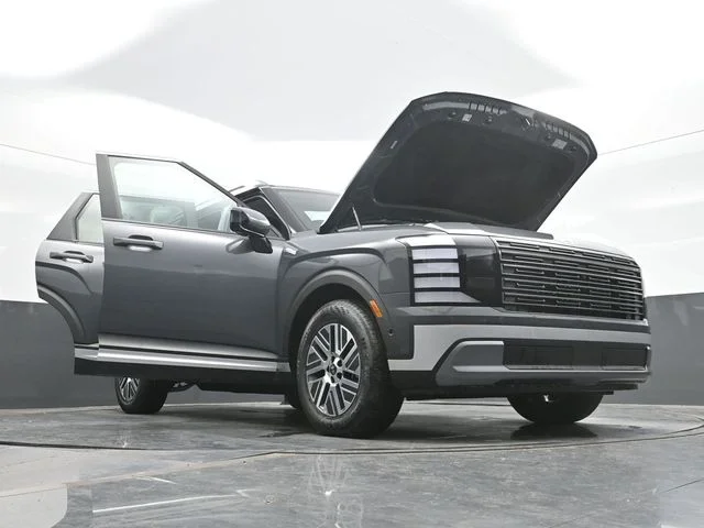 New 2026 Gray Hyundai SEL Premium image 32