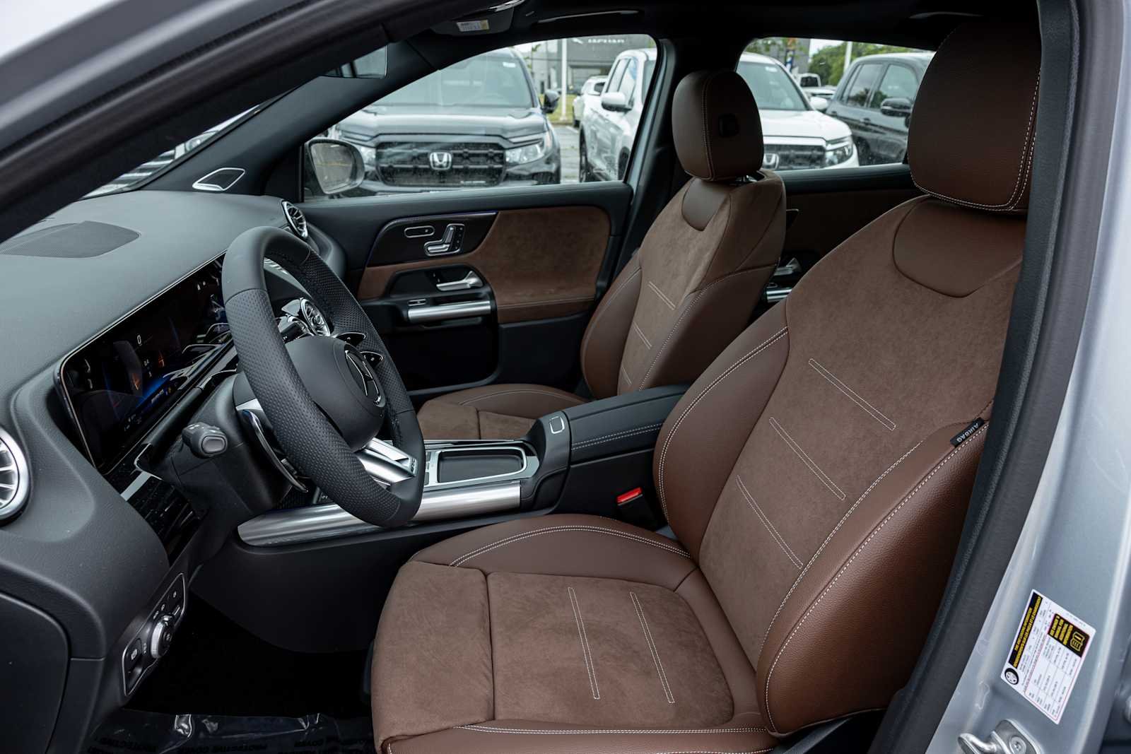New 2026 Cirrus Silver Metallic Mercedes-Benz AMG® GLA 35 4MATIC SUV image 23