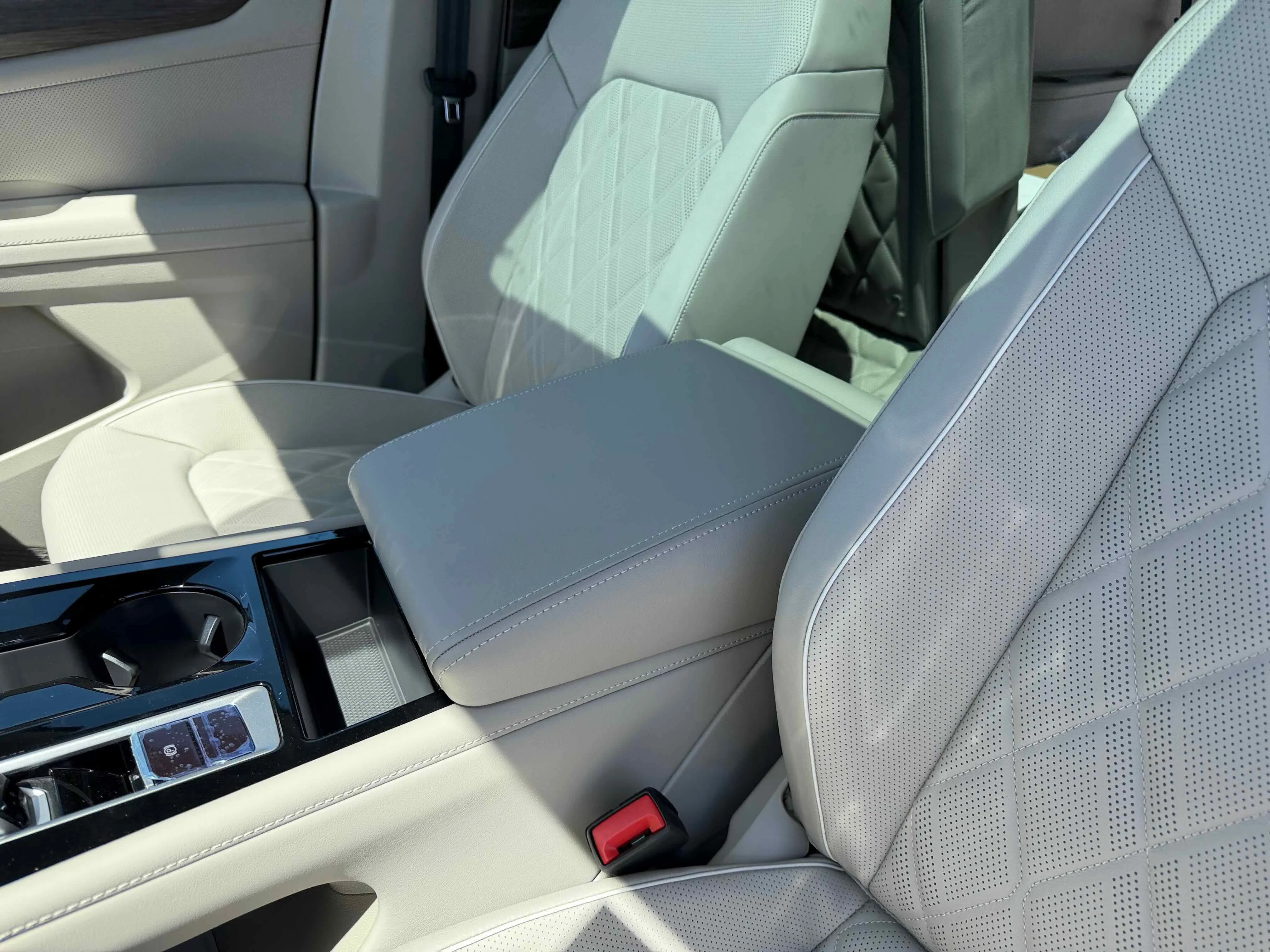 New 2026 Green Volkswagen 2.0T SEL Premium R-Line image 27