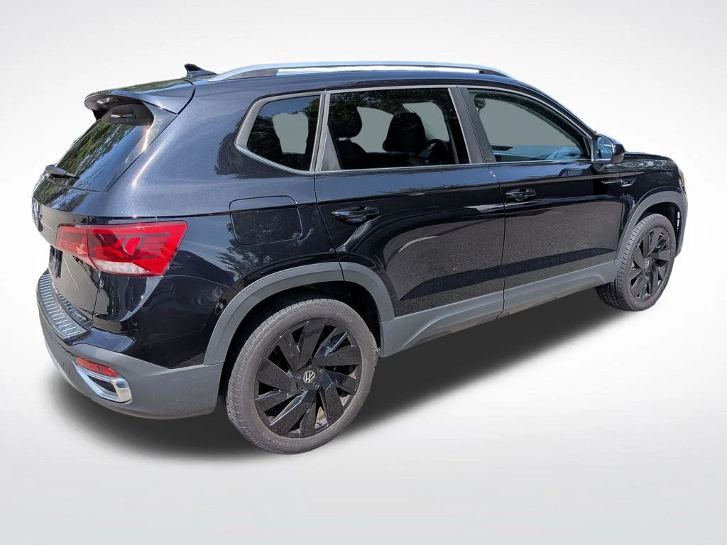 Used 2024 Black Volkswagen 1.5T SEL image 3