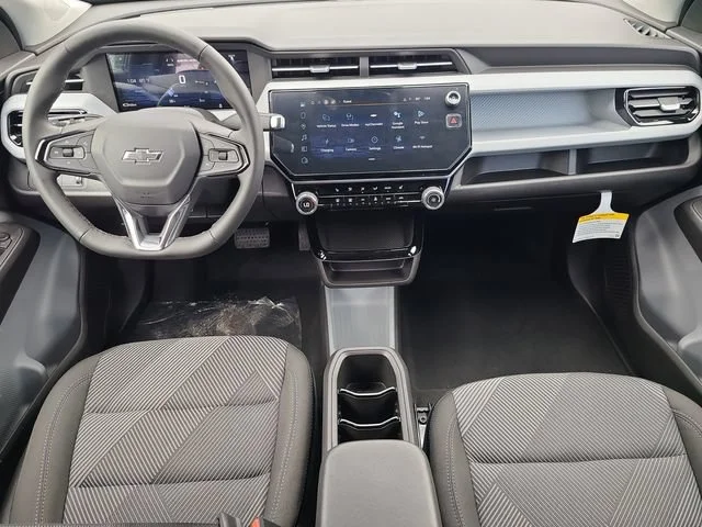New 2027 Mosaic Black Metallic Chevrolet LT image 12