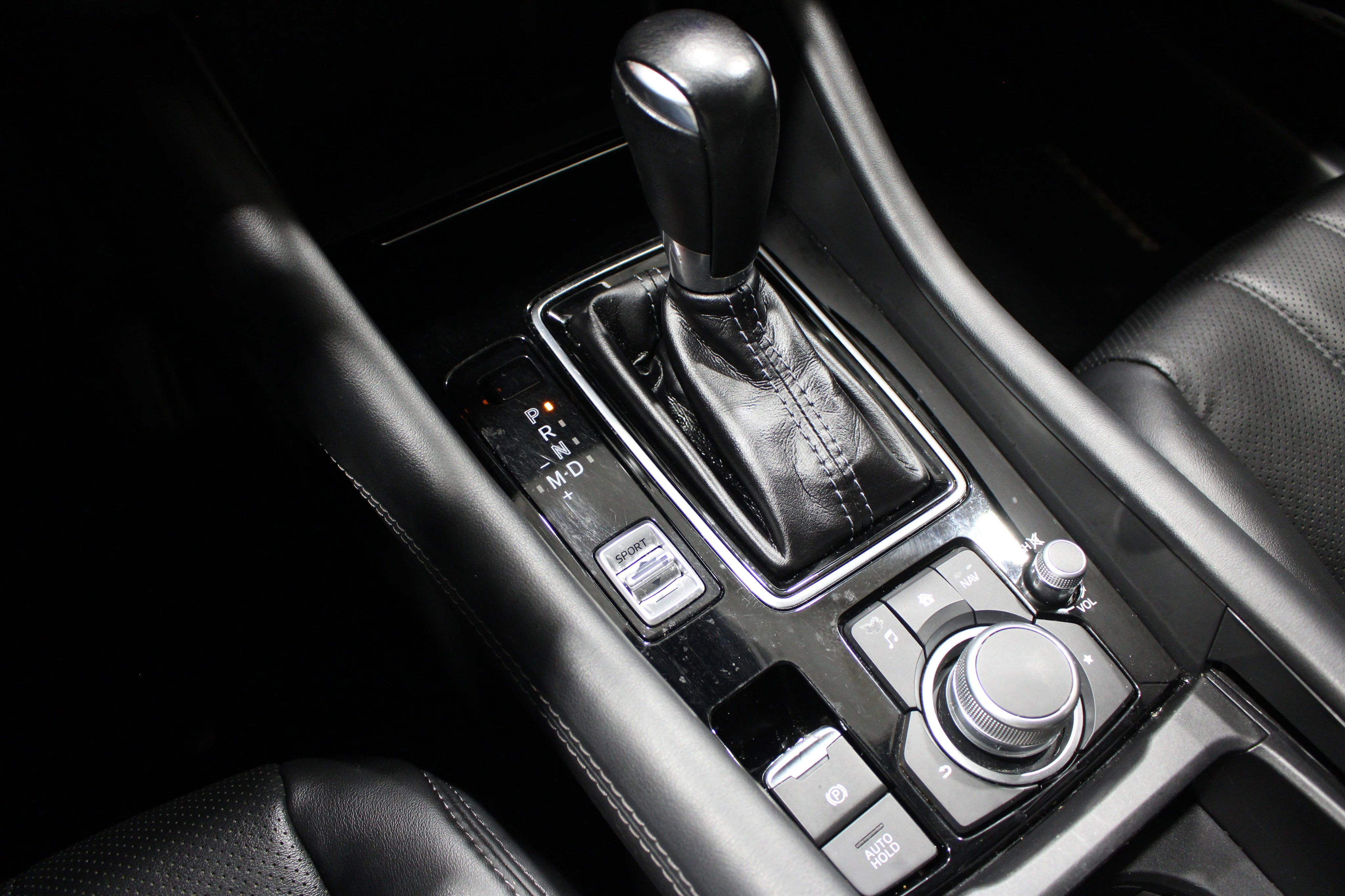 2018 Mazda Mazda6 Grand Touring - Photo 17