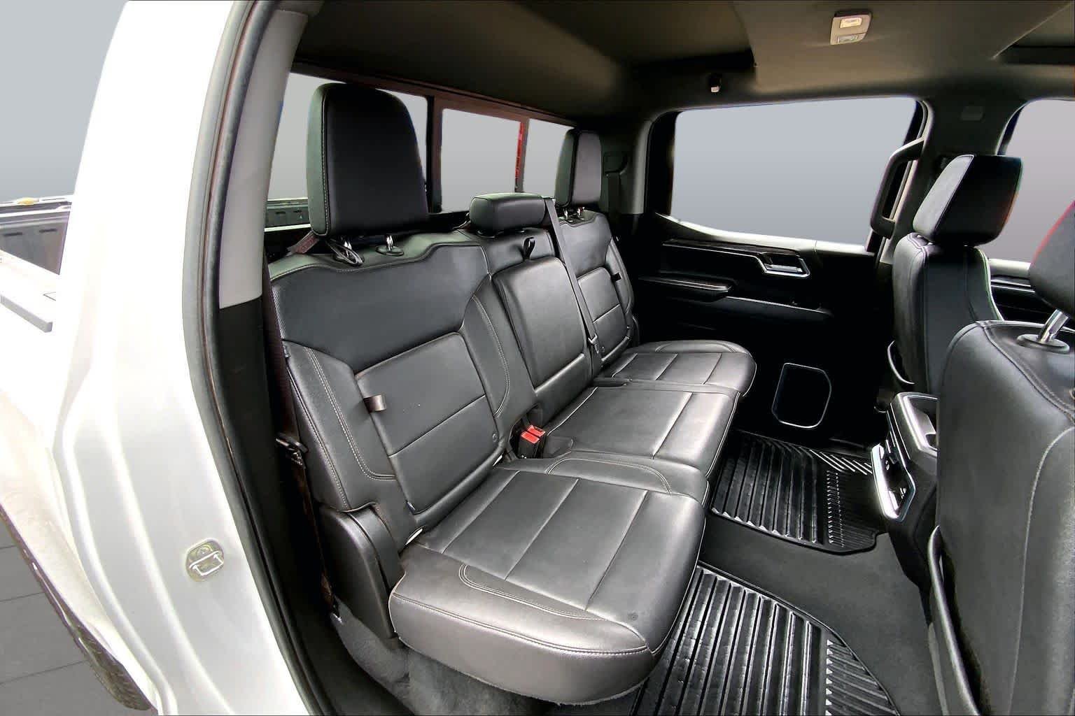 Used 2023 Iridescent Pearl Tricoat Chevrolet LTZ image 19