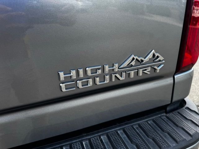 Used 2024 Slate Gray Metallic Chevrolet High Country image 9