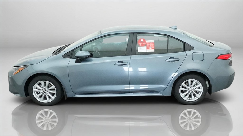 New 2027 Celestite Toyota LE image 2