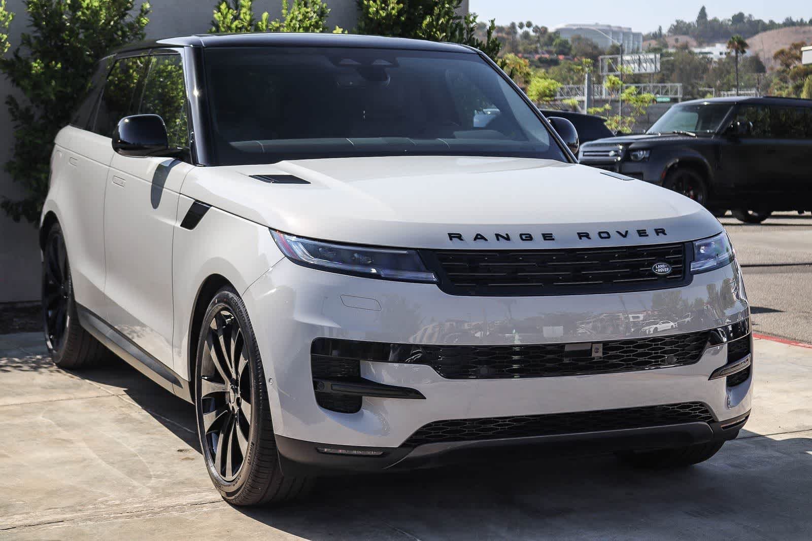 New 2026 Gray Land Rover SE image 3