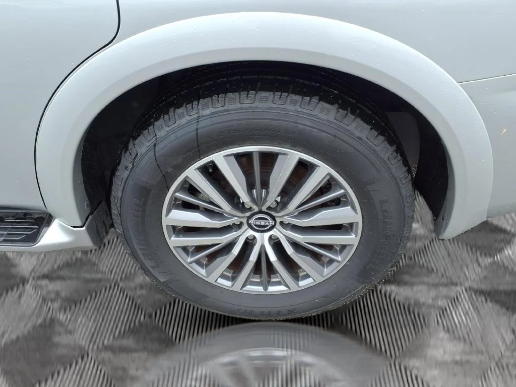 Used 2024 Silver Nissan SL image 27