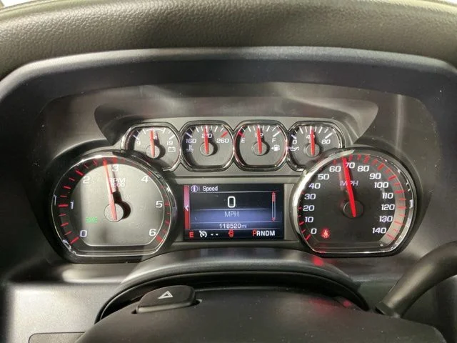 Used 2015 White GMC SLT image 16