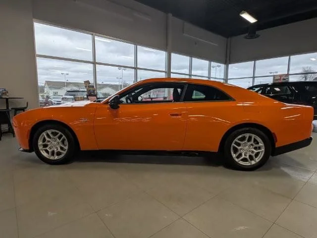 2025 Dodge Charger Daytona R/T - Photo 6