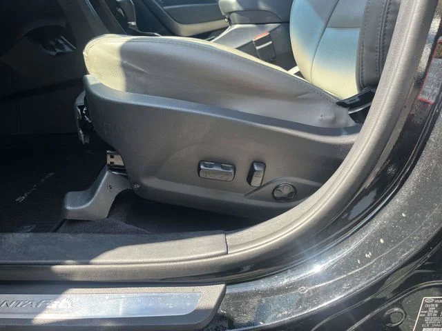 Used 2017 Twilight Black Hyundai 2.4 Base image 18