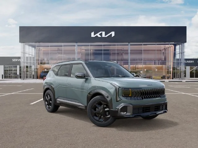 New 2027 Green Kia X-Line S image 8