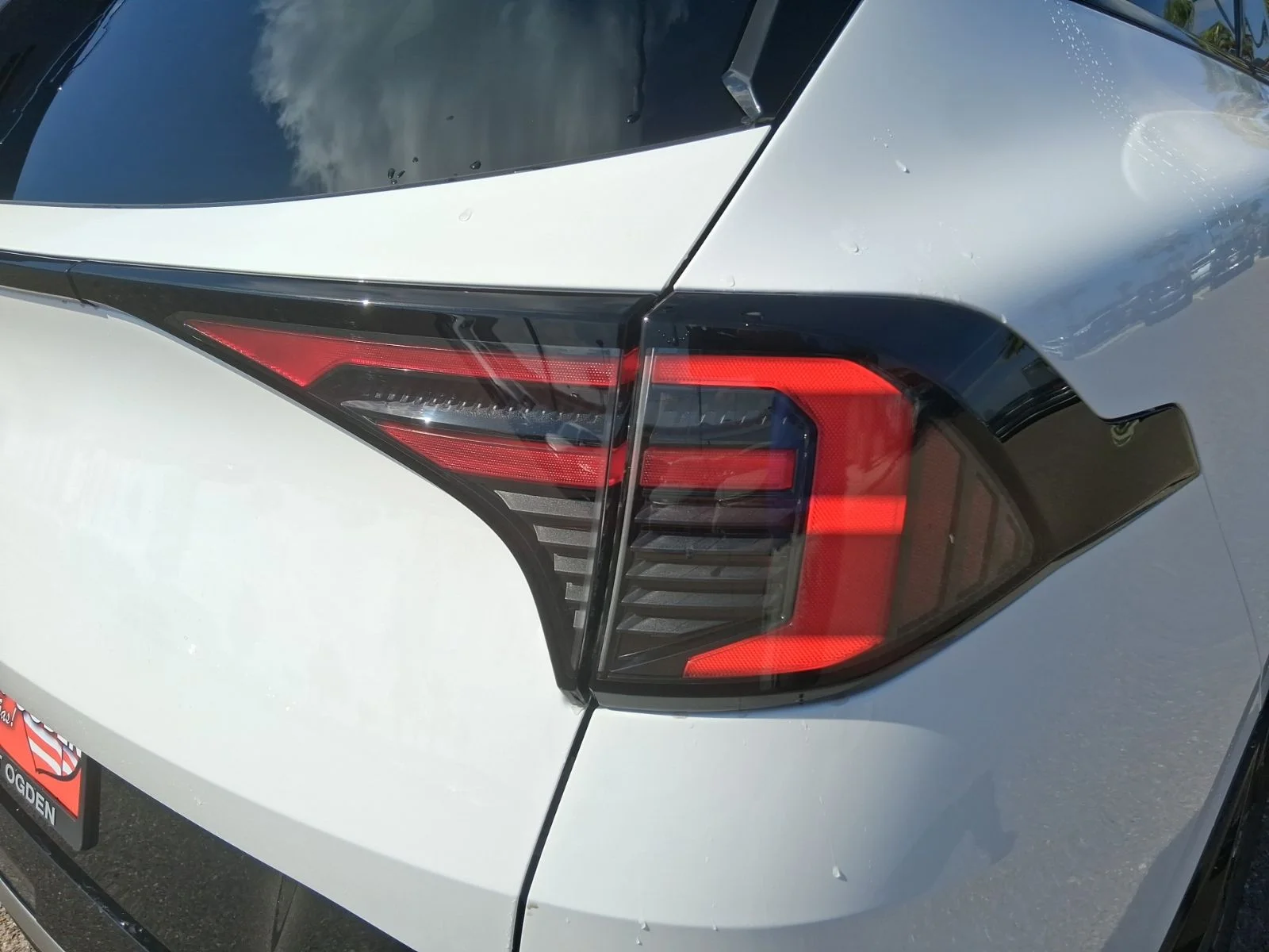 New 2026 White Kia SX-Prestige image 9