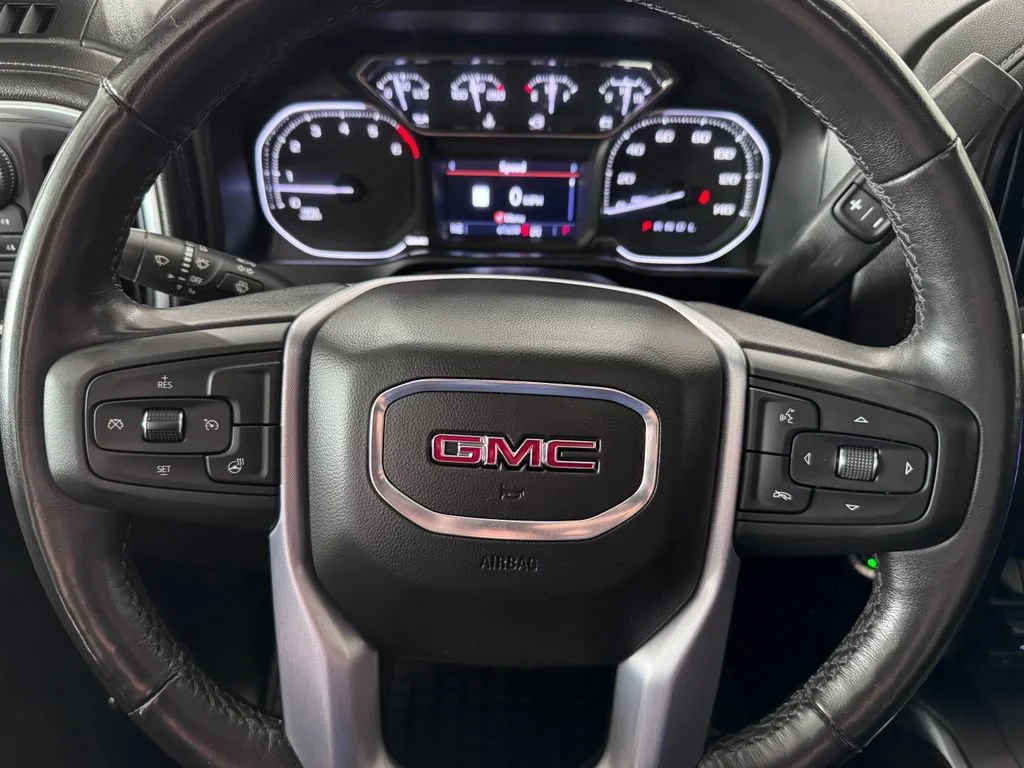 Certified Used 2020 ONYX BLACK GMC SLT image 15