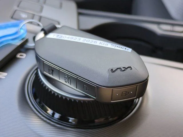 New 2026 Snow White Pearl Kia EX image 29