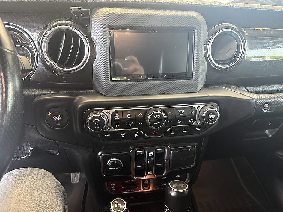 Used 2021 Sting-Gray Clearcoat Jeep Unlimited Rubicon 392 image 16