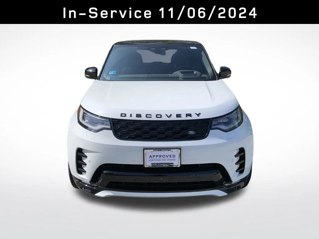 Used 2025 White Land Rover Dynamic SE image 2