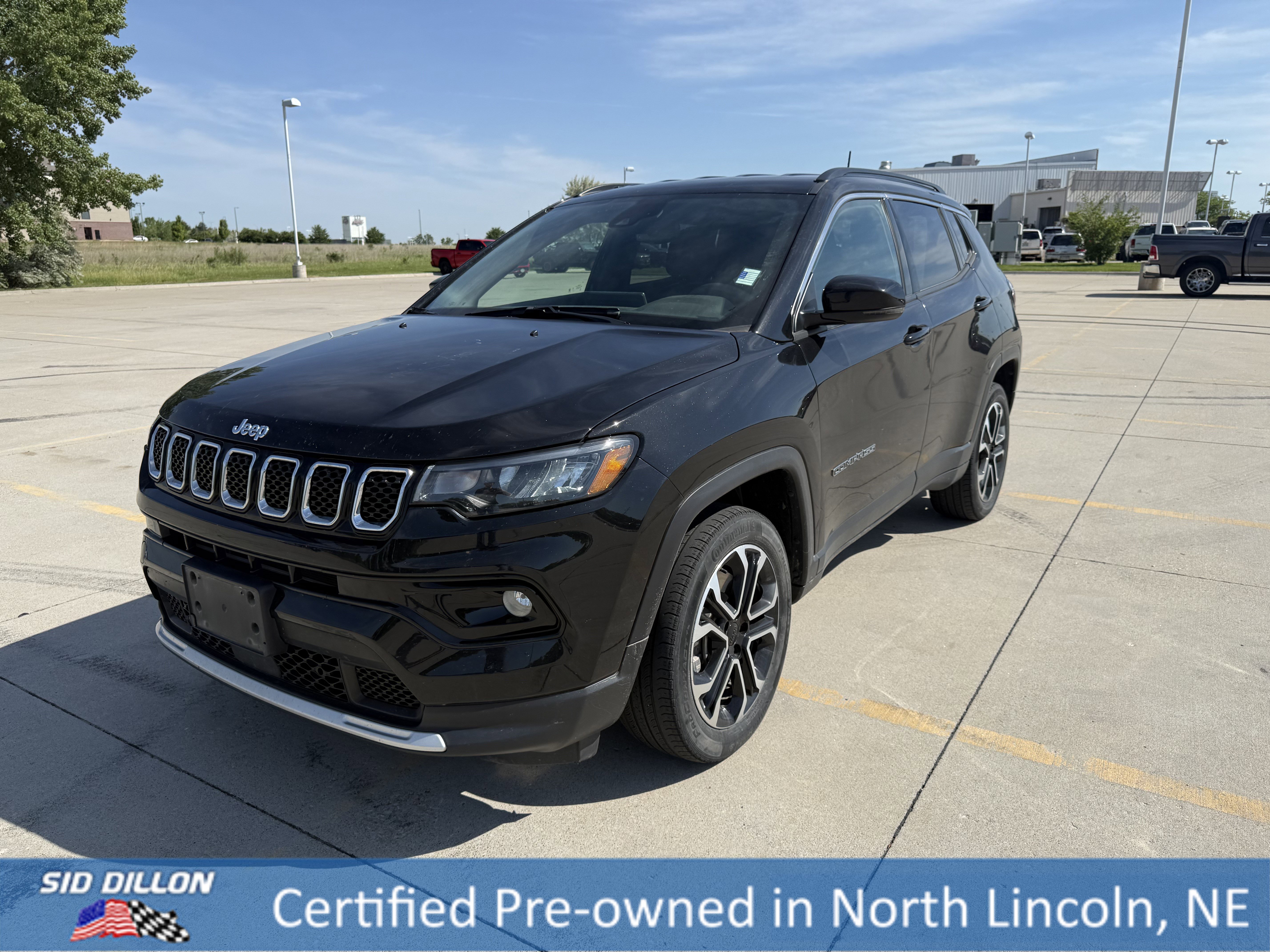 2023 Jeep Compass Limited 4X4's photo
