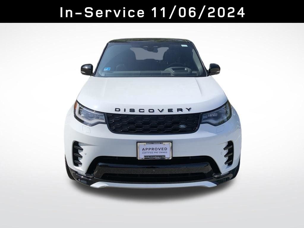 Used 2025 White Land Rover Dynamic SE image 2