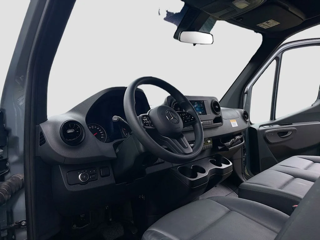 Used 2024 Blue Mercedes-Benz BOX TRUCK image 30