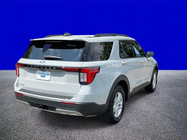 New 2027 Avalanche Gray Ford Active image 3