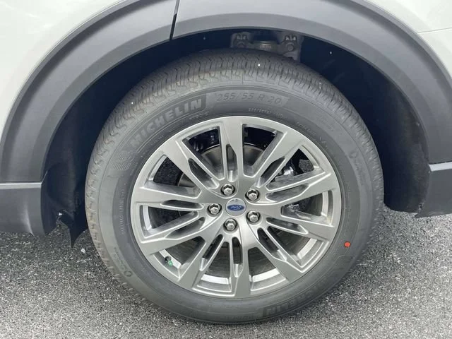2026 Ford Explorer Platinum - Photo 25