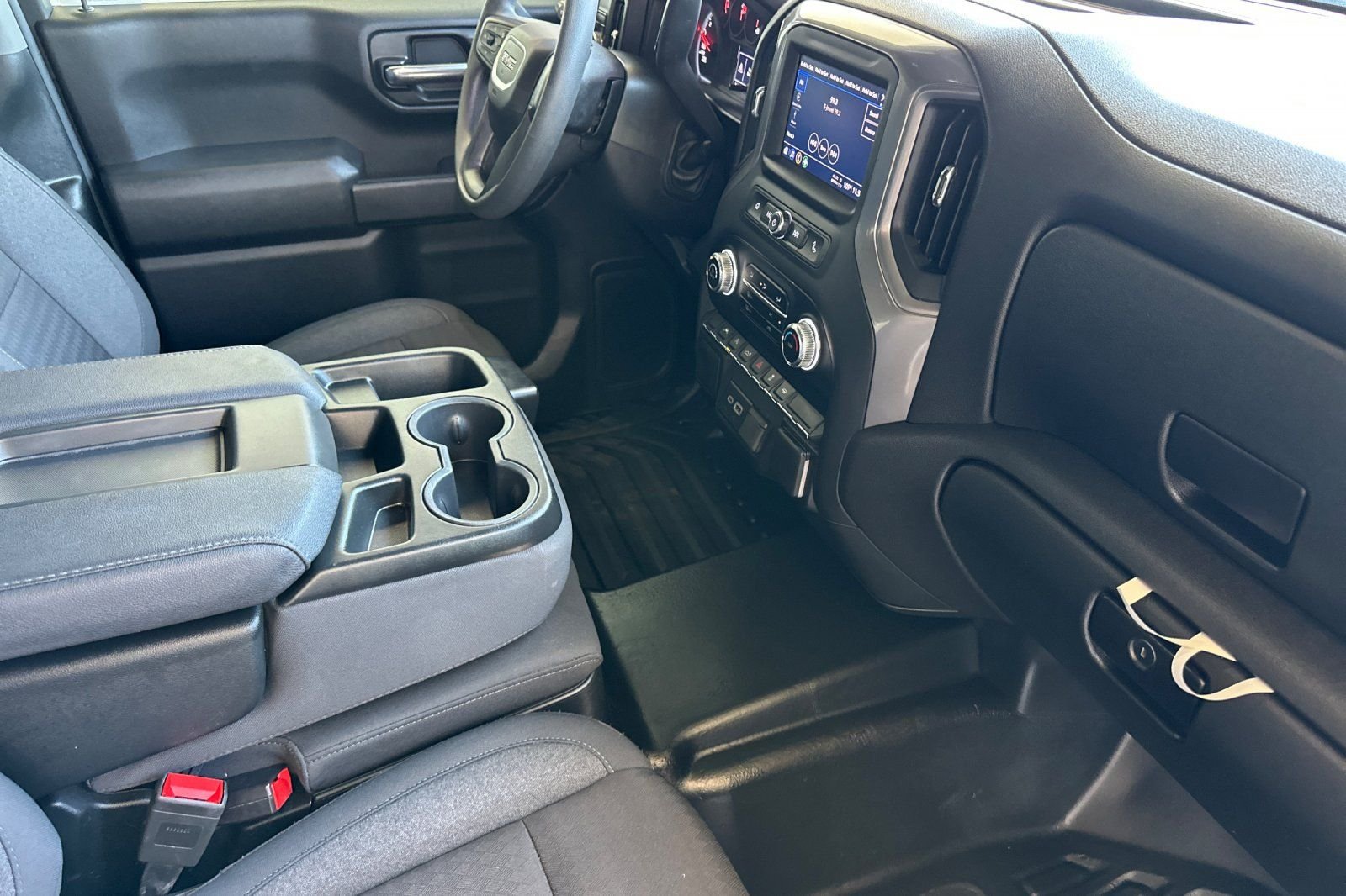 Used 2024 White GMC Pro image 15