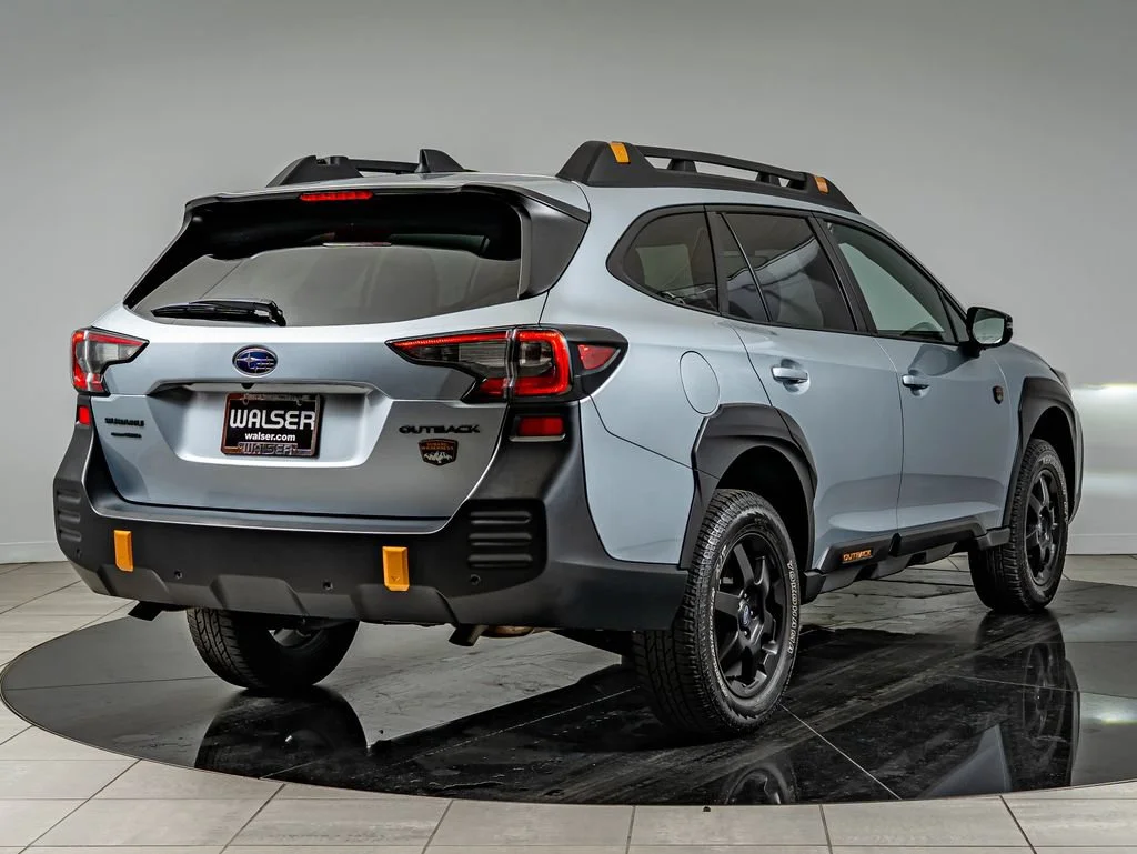 Used 2023 Ice Silver Metallic Subaru Wilderness image 5