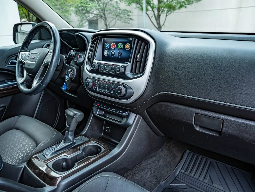 Used 2015 Copper Red Metallic GMC SLE1 image 40