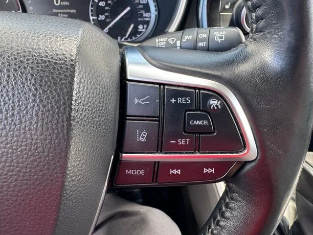 Used 2021 Midnight Black Metallic Toyota XLE image 19