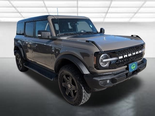 2025 Ford Bronco Outer Banks 4x4's photo