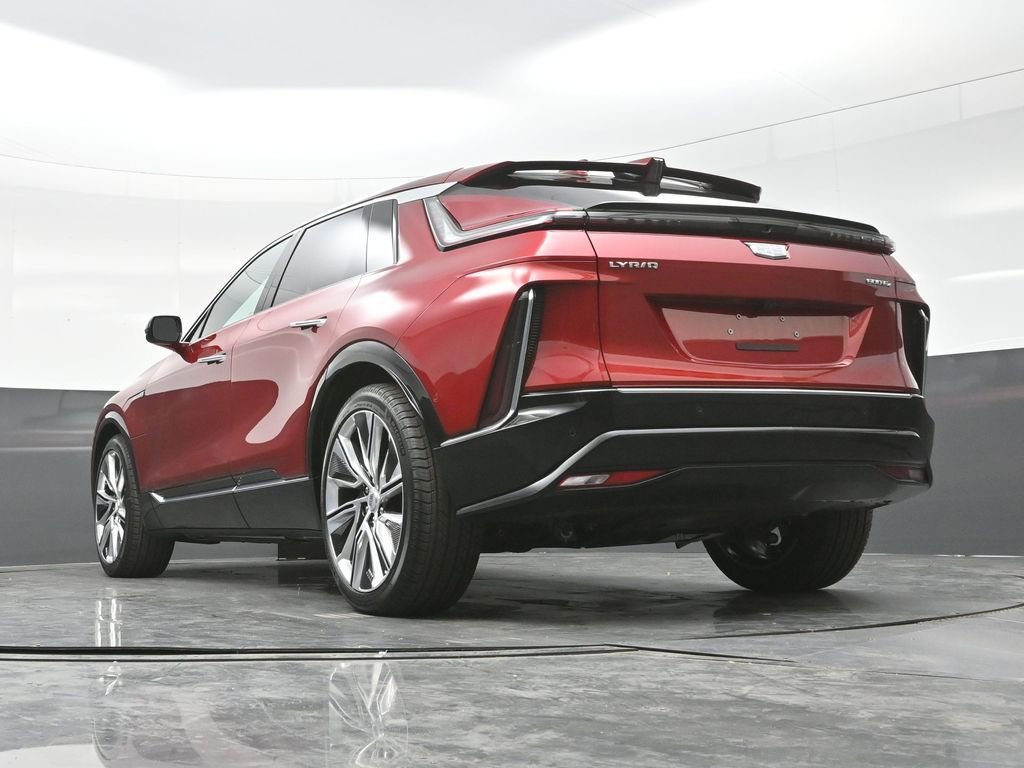 2025 Cadillac LYRIQ Luxury 3 - Photo 12