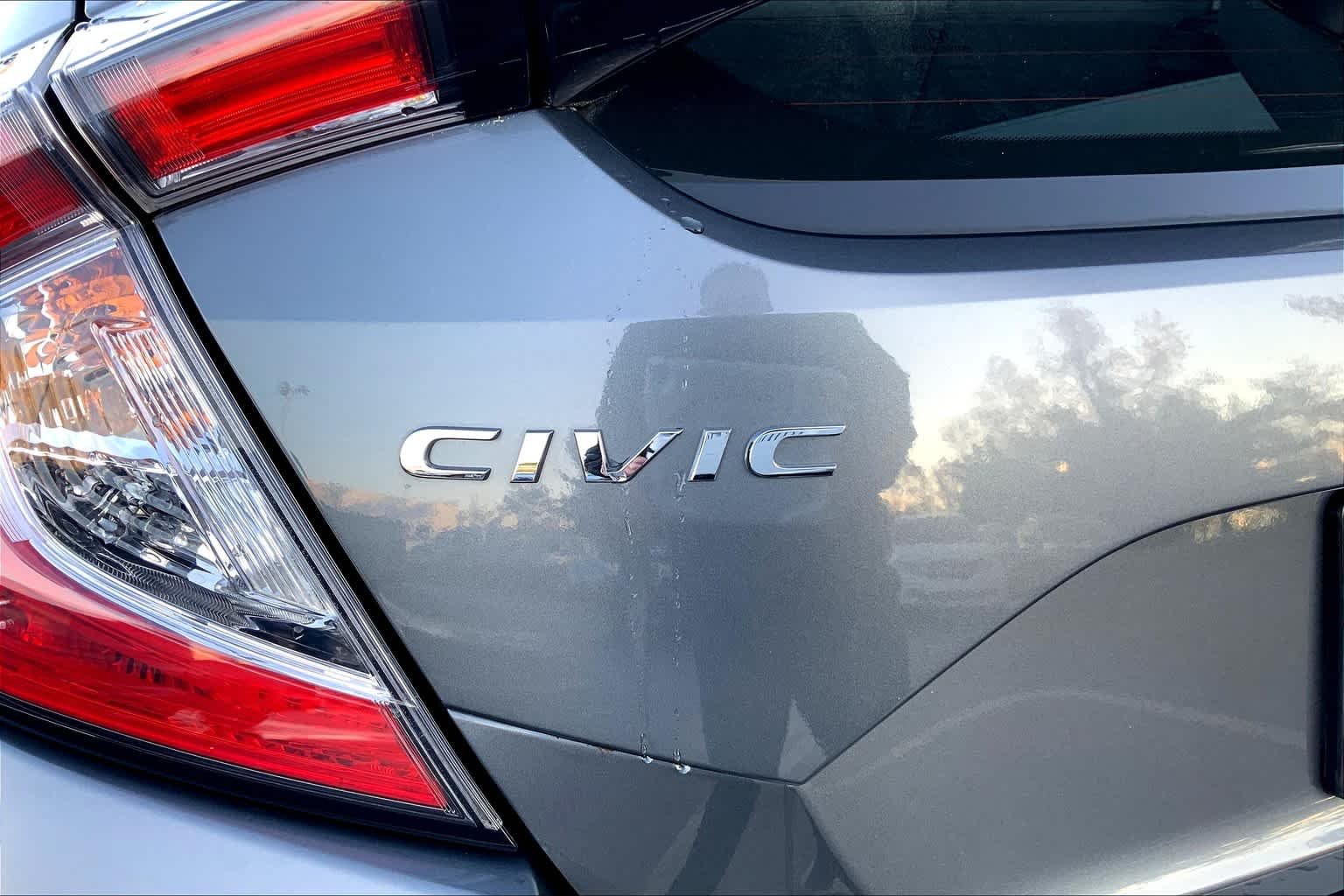 Used 2020 Polished Metal Metallic Honda EX image 32