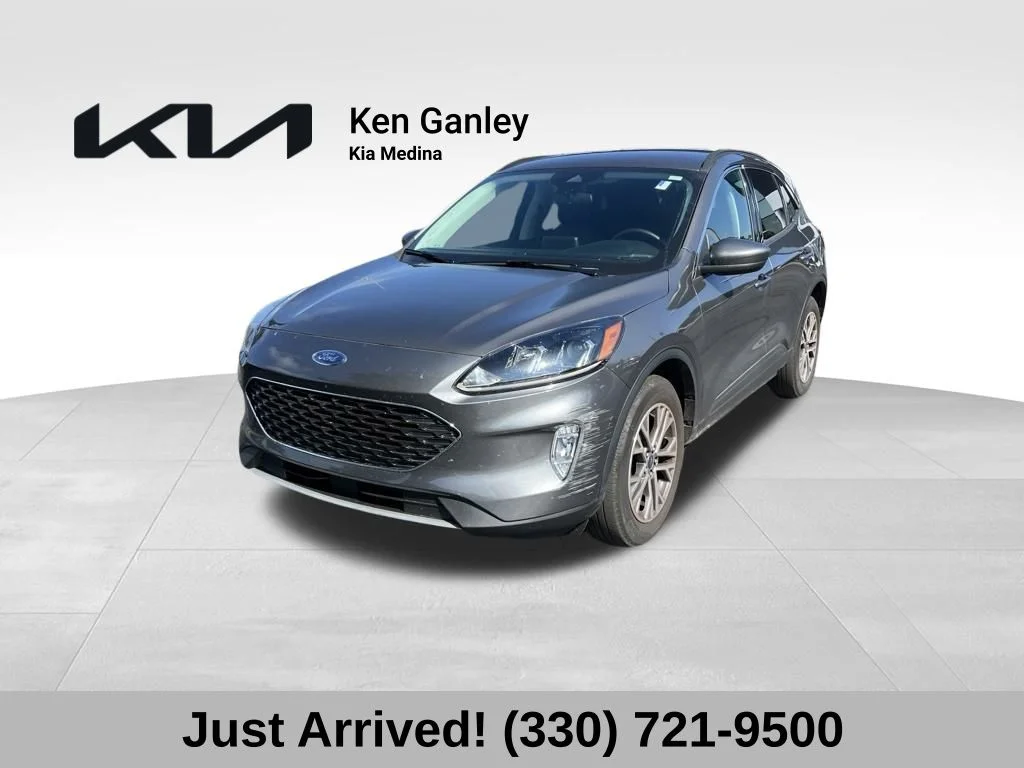 Used 2022 Gray Ford SEL image 1