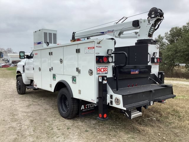 New 2024 Summit White Chevrolet Work Truck image 14