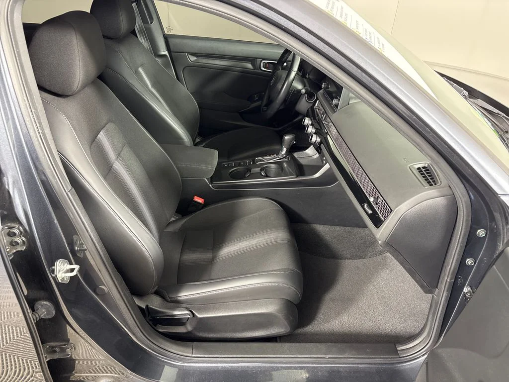 Certified Used 2023  Honda Sport image 5
