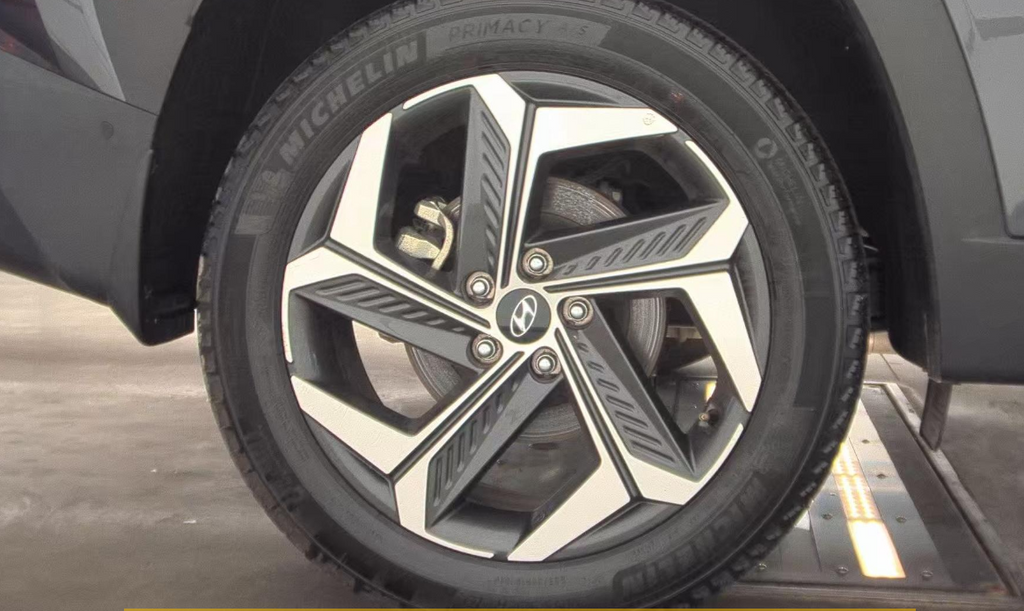 Used 2023 Gray Hyundai Limited image 10