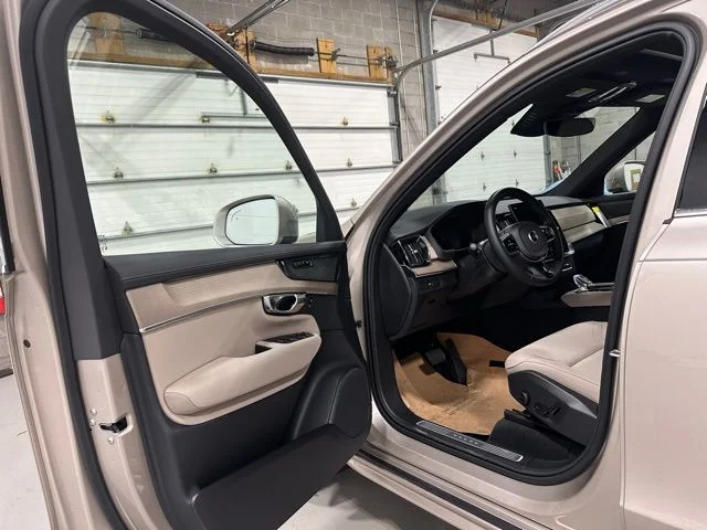 New 2026 Bright Dusk Volvo Plus image 11