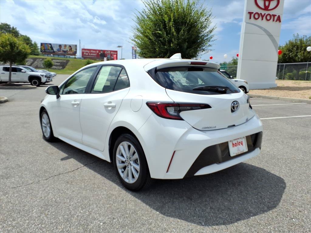 2025 Toyota Corolla Hatchback SE - Photo 7