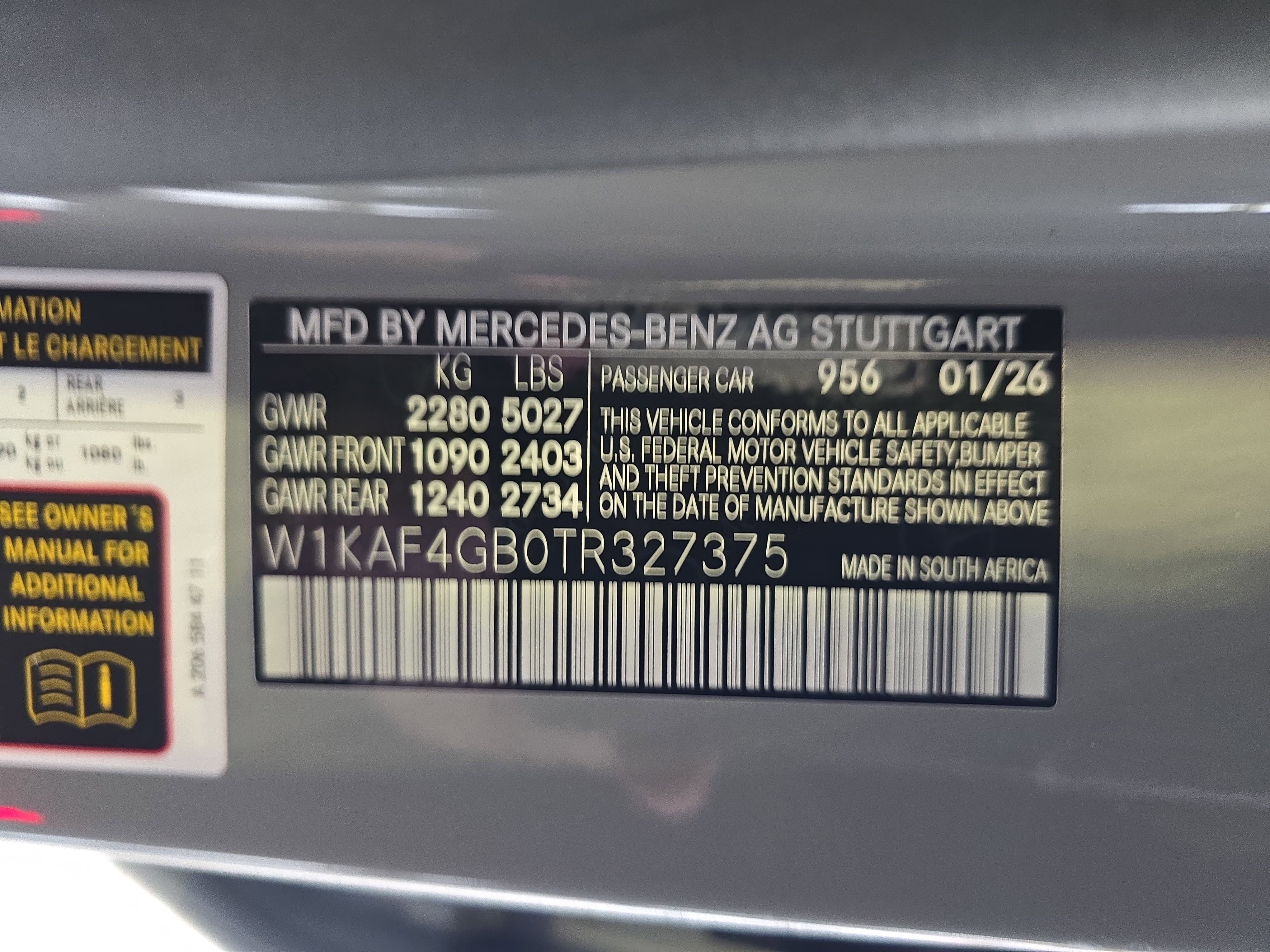 New 2026 MANUFAKTUR Alpine Grey Mercedes-Benz C300 image 37