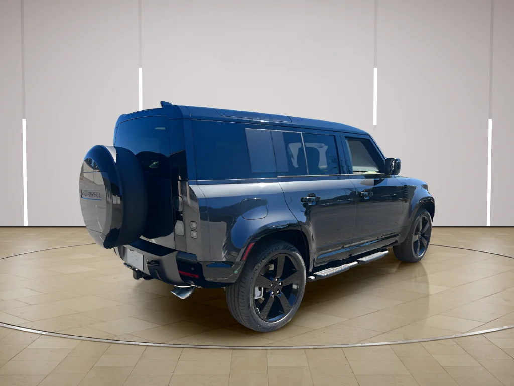 New 2026 Gray Land Rover X-Dynamic SE image 7