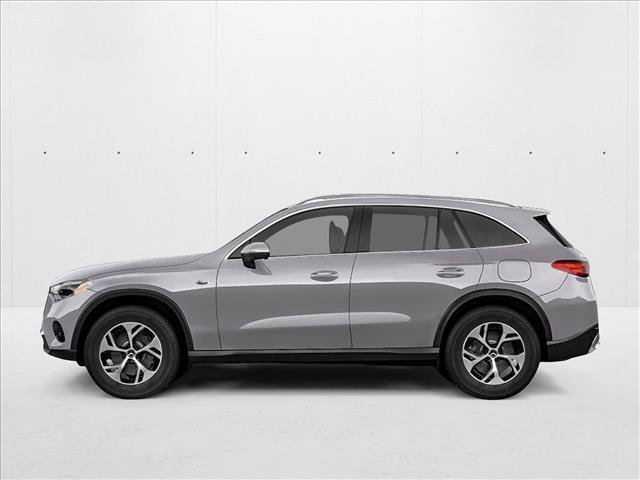 New 2027 MANUFAKTUR Alpine Grey Mercedes-Benz GLC 350e image 4