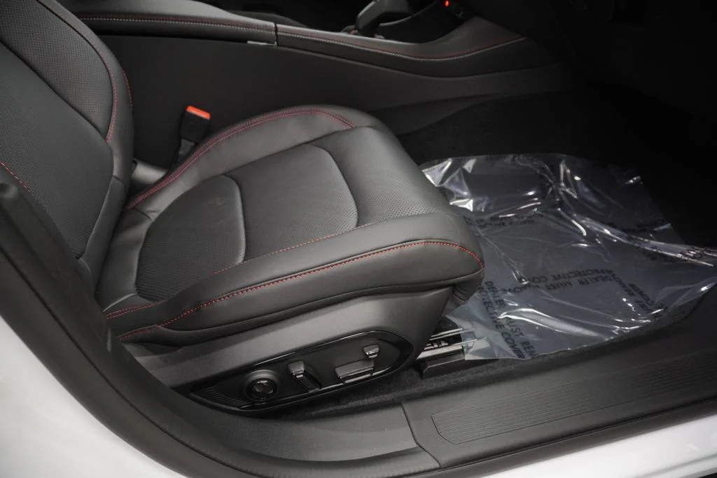 New 2026 White Knuckle Exterior Paint Dodge Scat Pack Plus image 33