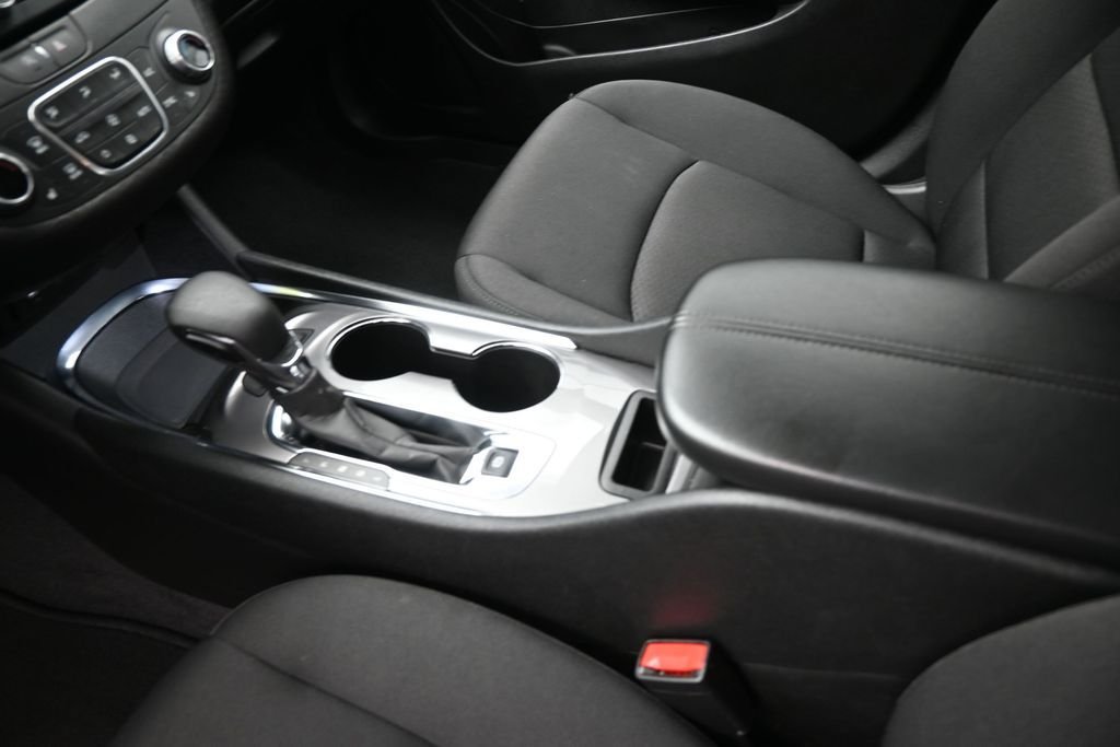 Used 2024 Blue Chevrolet LT image 31