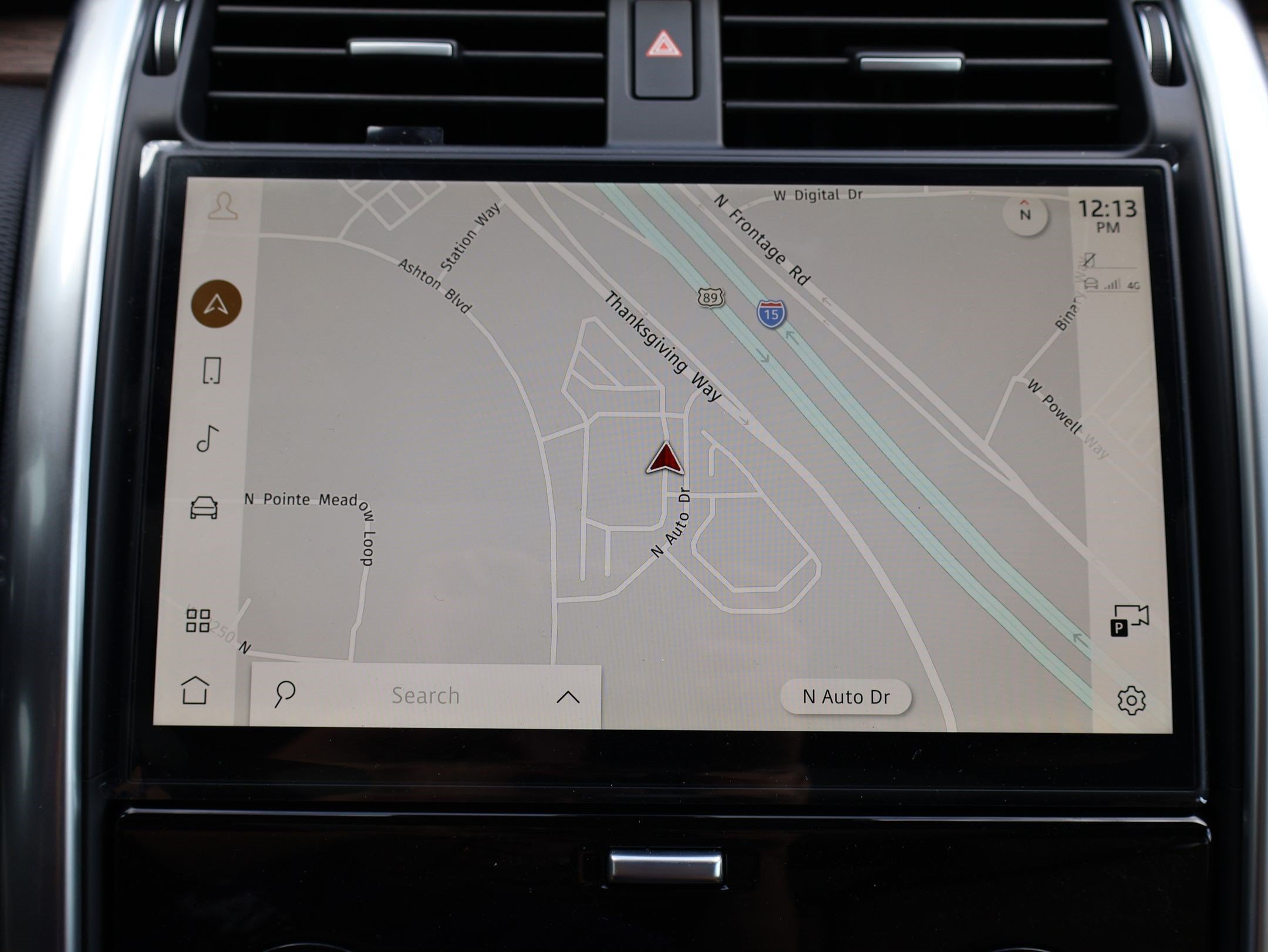 New 2026 Eiger Grey LAND ROVER Dynamic SE image 14