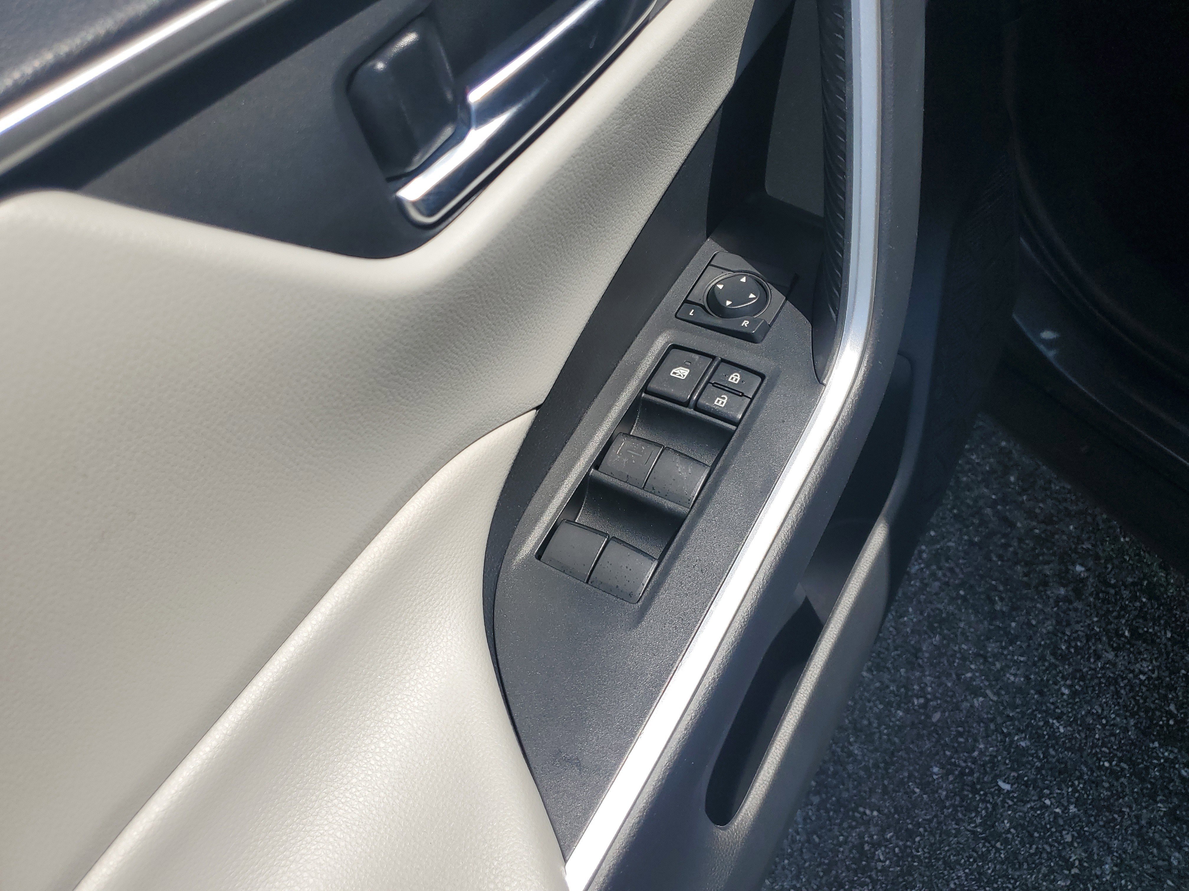 Used 2020 Magnetic Gray Metallic Toyota XLE image 24