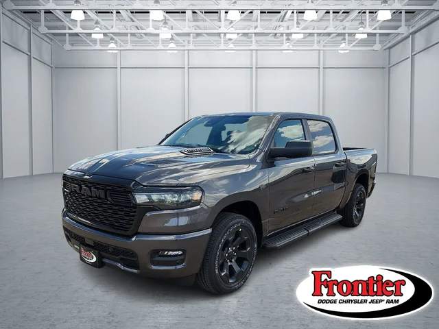 2026 Ram 1500 EXPRESS CREW CAB 4X4 5'7 BOX