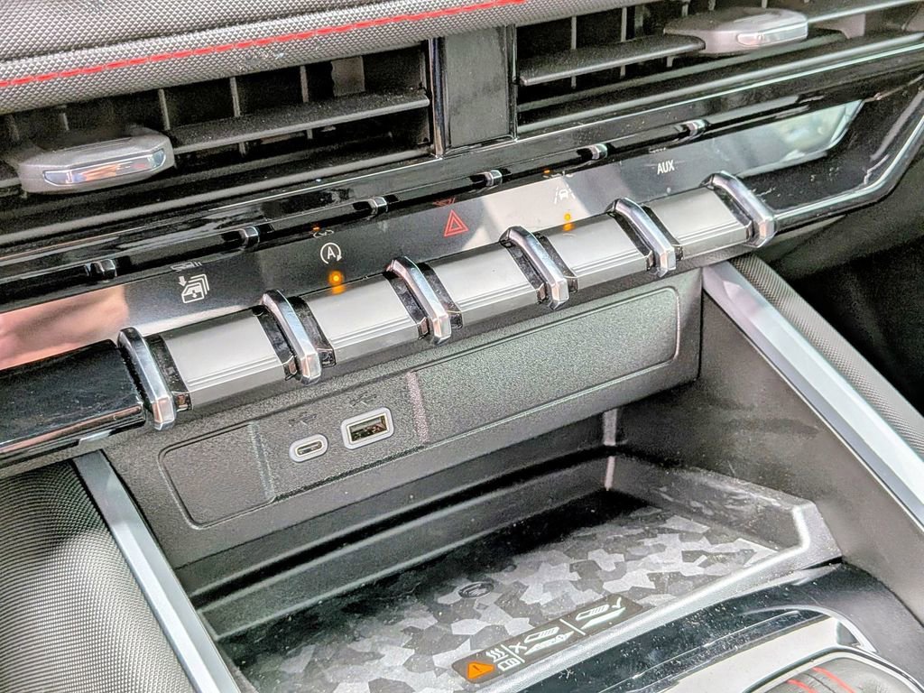 2025 Chevrolet Colorado Z71 - Photo 23