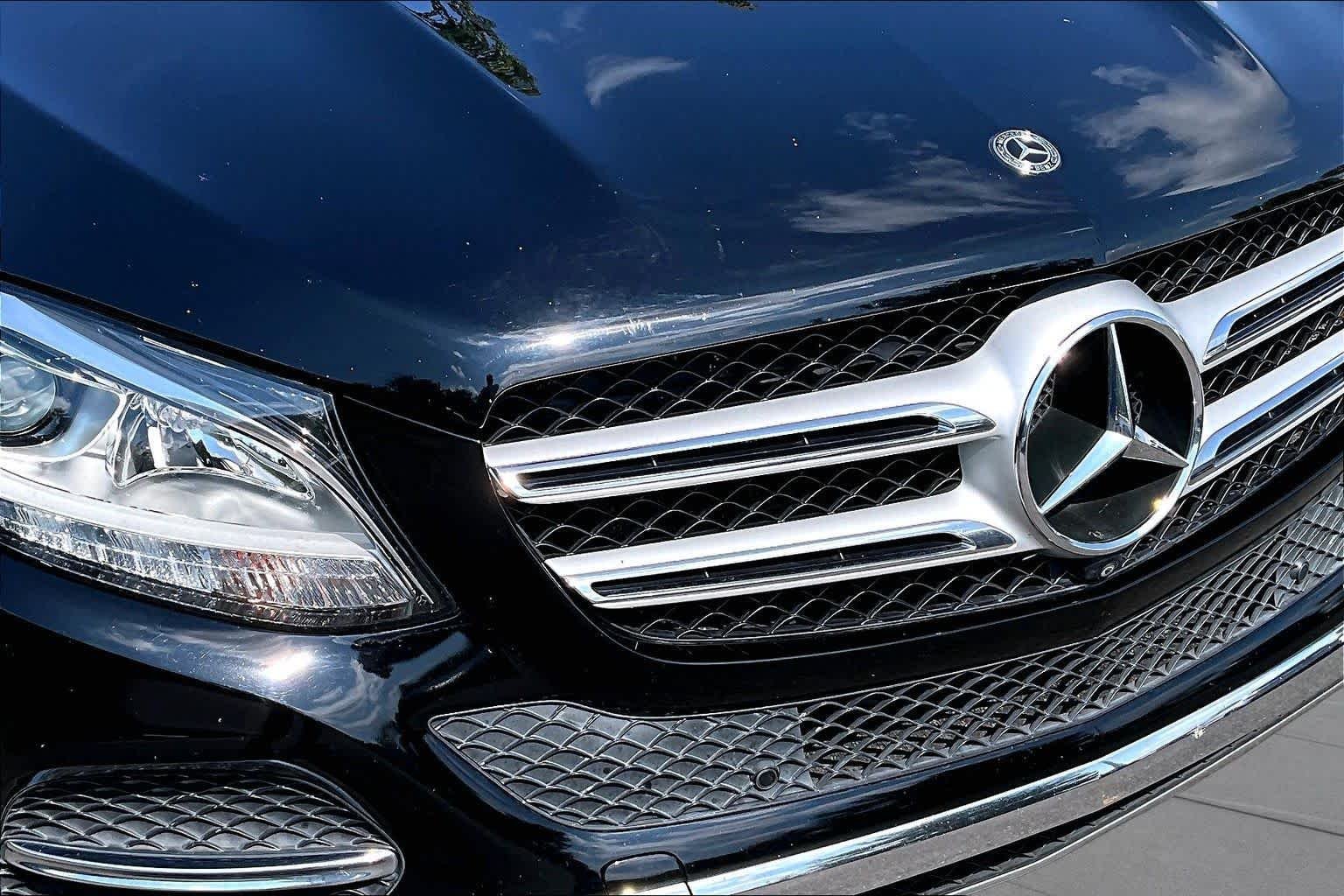 Used 2017 Black Mercedes-Benz GLE 350 image 29