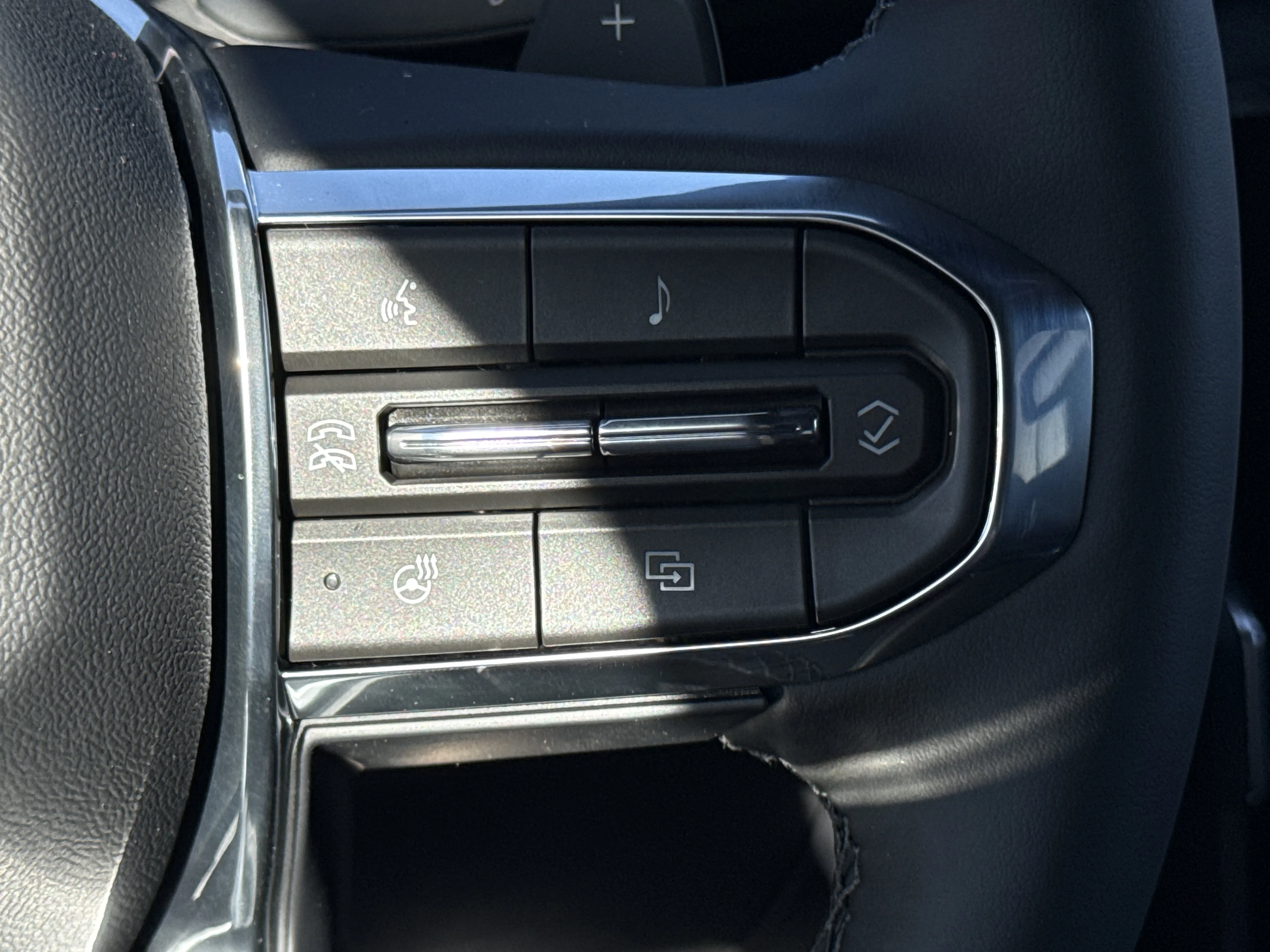 2026 GMC Acadia Elevation - Photo 20